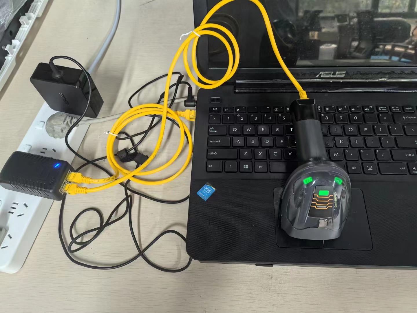 網口掃碼槍，支持POE供電，一根網線解決供電和通信.jpg
